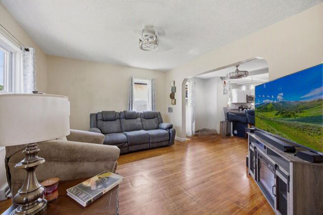 510 Mississippi Street NE, Fridley, MN 55432