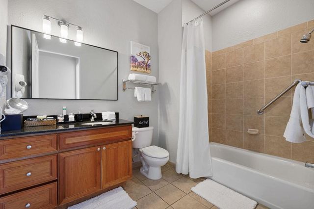 50620 Santa Rosa Plaza 4, La Quinta, CA 92253