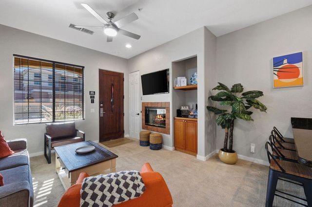 50620 Santa Rosa Plaza 4, La Quinta, CA 92253