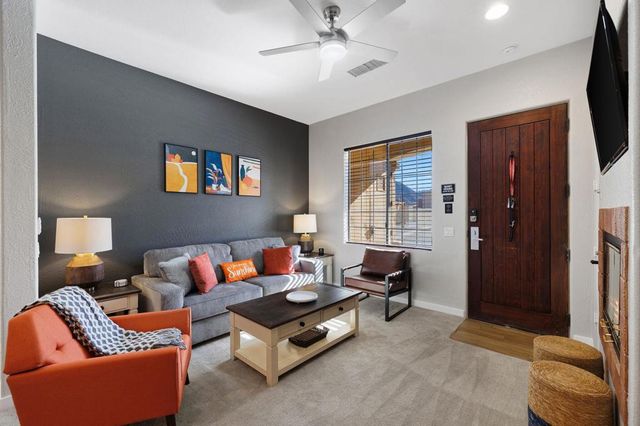 50620 Santa Rosa Plaza 4, La Quinta, CA 92253