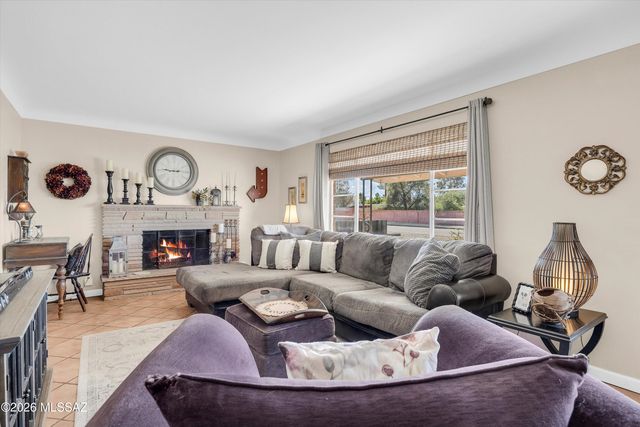 1424 N Jefferson Avenue, Tucson, AZ 85712