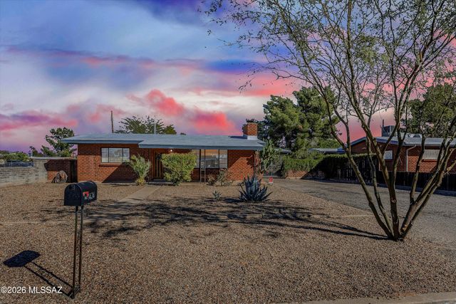 1424 N Jefferson Avenue, Tucson, AZ 85712