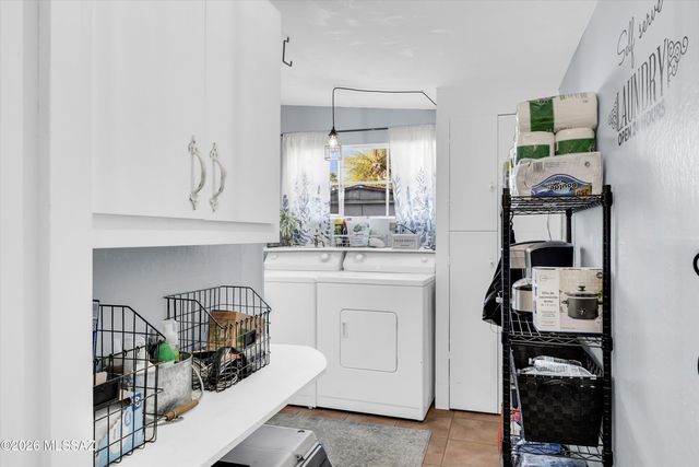 1424 N Jefferson Avenue, Tucson, AZ 85712