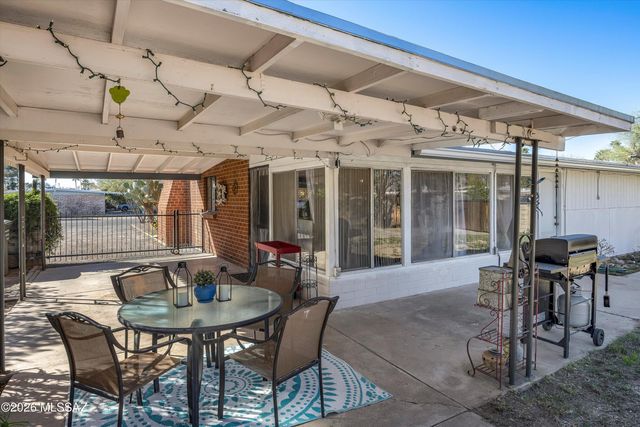 1424 N Jefferson Avenue, Tucson, AZ 85712