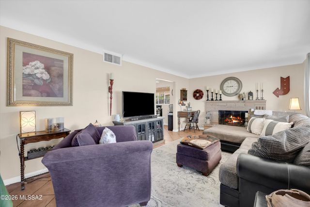 1424 N Jefferson Avenue, Tucson, AZ 85712