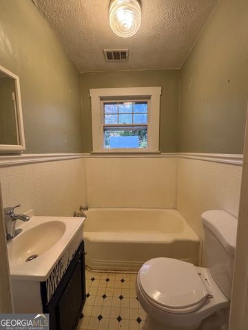 1111 Hemphill Road, Stockbridge, GA 30281