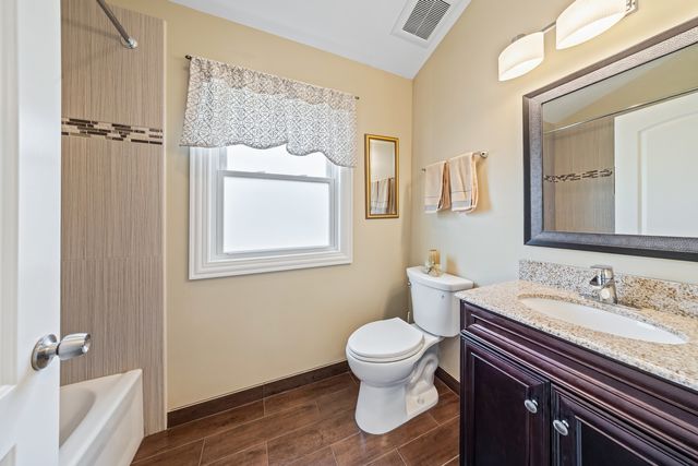 7934 Lotus Avenue, Morton Grove, IL 60053