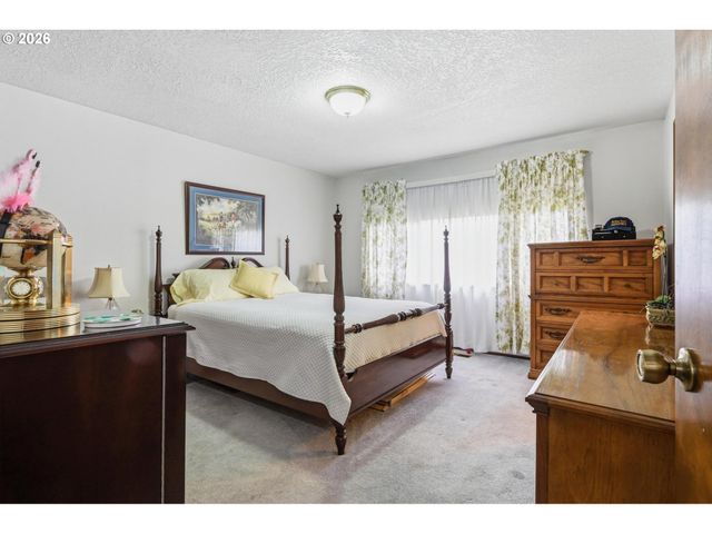 26622 S RANCH HILLS Rd, Mulino, OR 97042