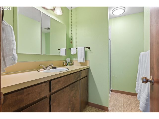 26622 S RANCH HILLS Rd, Mulino, OR 97042