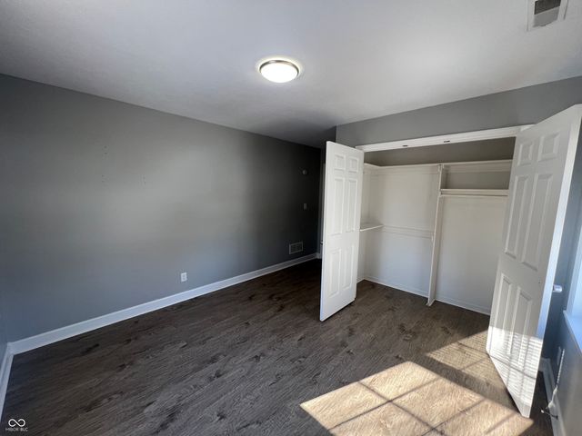 5343 S Linwood Avenue, Indianapolis, IN 46237