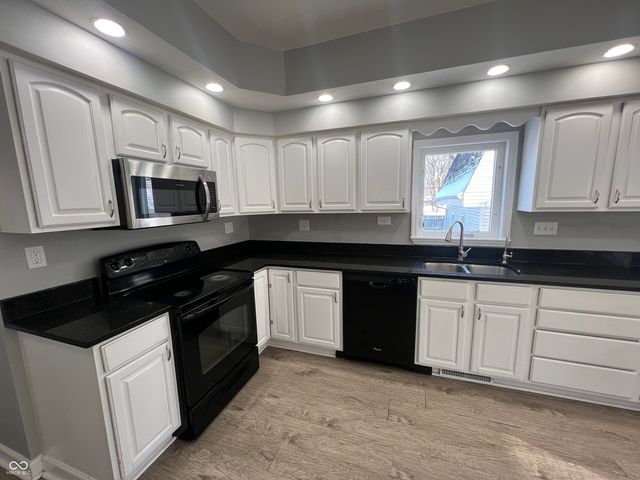 5343 S Linwood Avenue, Indianapolis, IN 46237