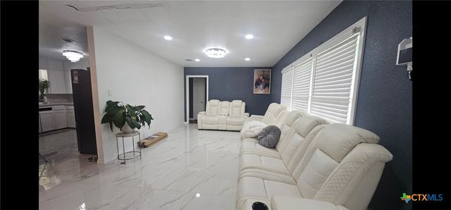 1901 S 33rd Street, Temple, TX 76504