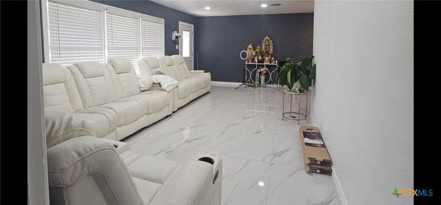 1901 S 33rd Street, Temple, TX 76504