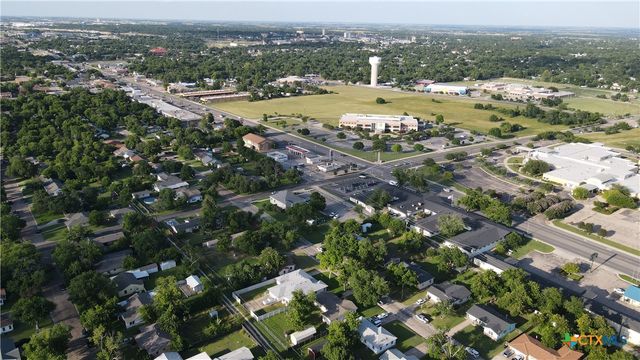 1901 S 33rd Street, Temple, TX 76504