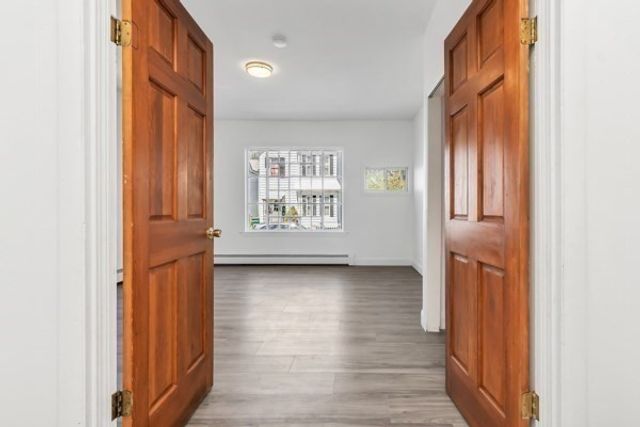 69 Lilley Ave, Lowell, MA 01850
