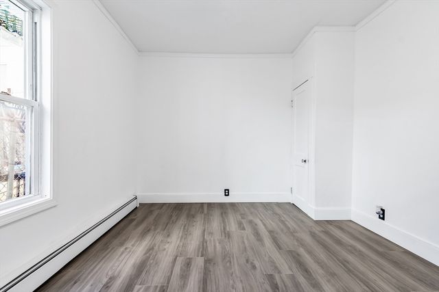 69 Lilley Ave, Lowell, MA 01850