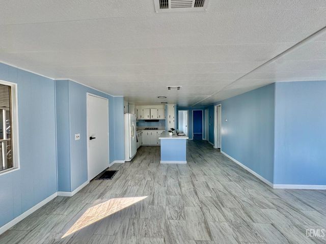 8300 Kern Canyon Road 93, Bakersfield, CA 93306