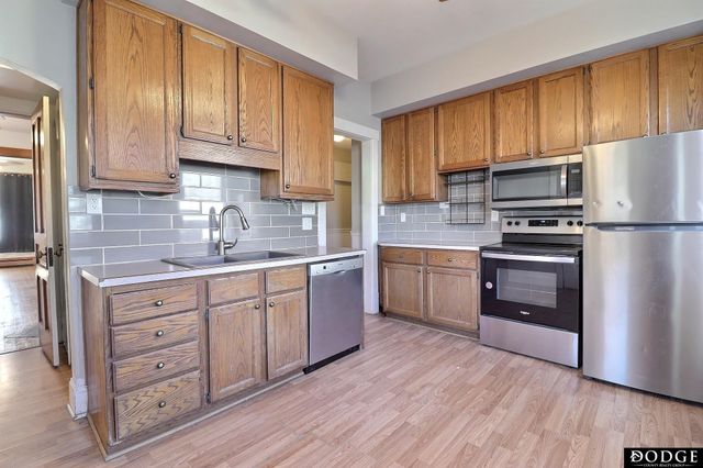 646 W 8th Street, Fremont, NE 68025