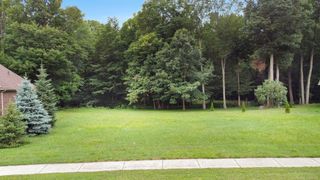 48325 Red Oak Drive, Shelby Twp, MI 48315