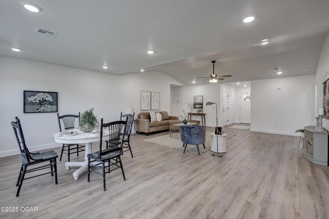 1230 Sheila Ann Drive, Carthage, MO 64836