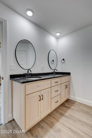 1230 Sheila Ann Drive, Carthage, MO 64836