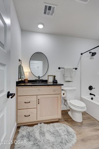 1230 Sheila Ann Drive, Carthage, MO 64836