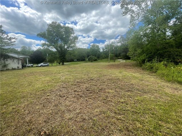 5544 Rocky Fork Road, Charleston, WV 25313