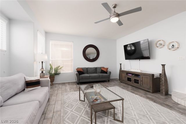 7904 Constantinople Avenue, Las Vegas, NV 89129