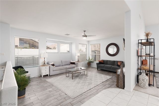 7904 Constantinople Avenue, Las Vegas, NV 89129