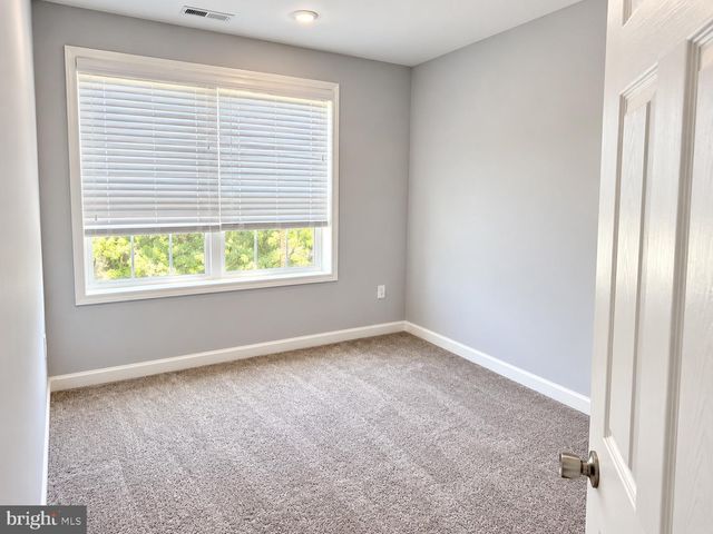 6 KIRKWYN, Owings Mills, MD 21117