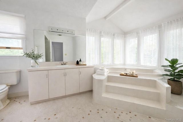 30 Ashford Drive, Bohemia, NY 11716