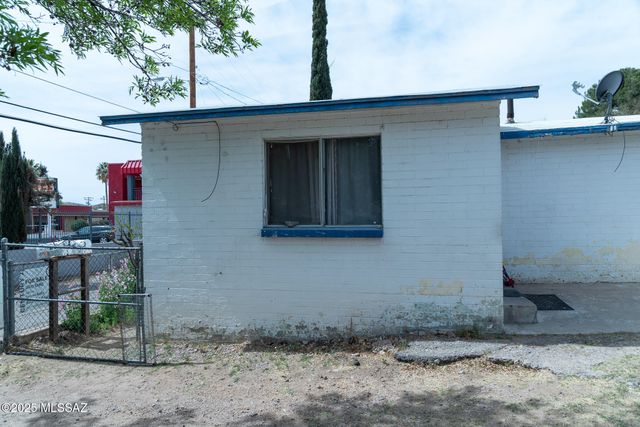 925 N Santa Cruz Street, Nogales, AZ 85621