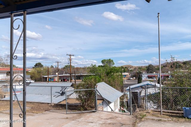 925 N Santa Cruz Street, Nogales, AZ 85621