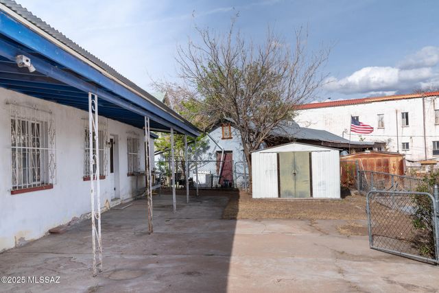 925 N Santa Cruz Street, Nogales, AZ 85621