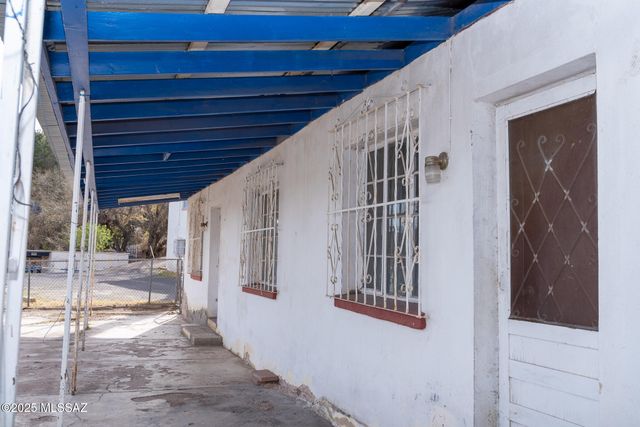 925 N Santa Cruz Street, Nogales, AZ 85621