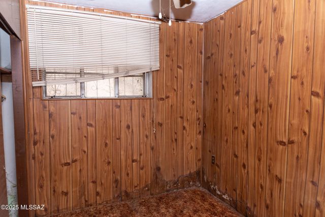 925 N Santa Cruz Street, Nogales, AZ 85621