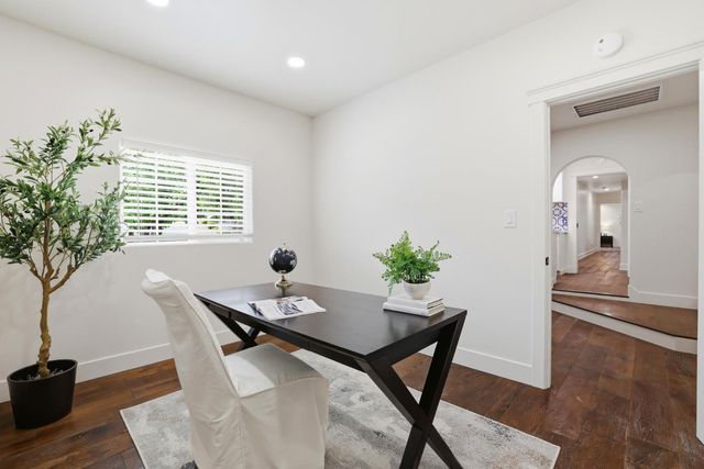 8735 Phoenix Ave, Fair Oaks, CA 95628