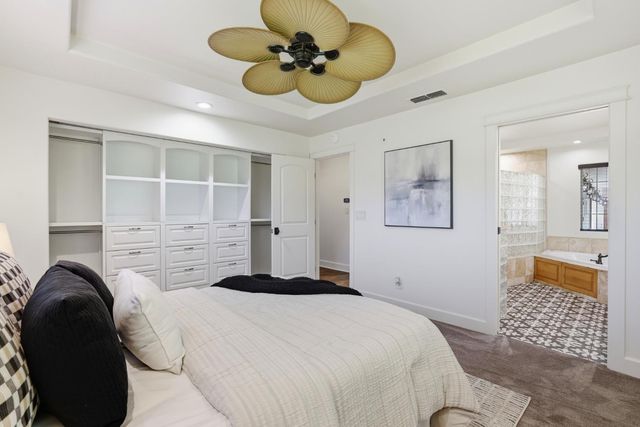 8735 Phoenix Ave, Fair Oaks, CA 95628