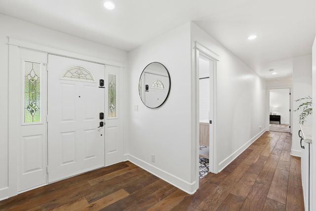 8735 Phoenix Ave, Fair Oaks, CA 95628