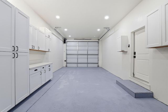 8735 Phoenix Ave, Fair Oaks, CA 95628