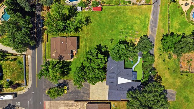 8735 Phoenix Ave, Fair Oaks, CA 95628