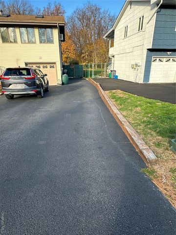 11 Brush Court, Garnerville, NY 10923