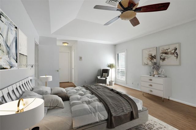 17115 Bay St, Jupiter, FL 33477