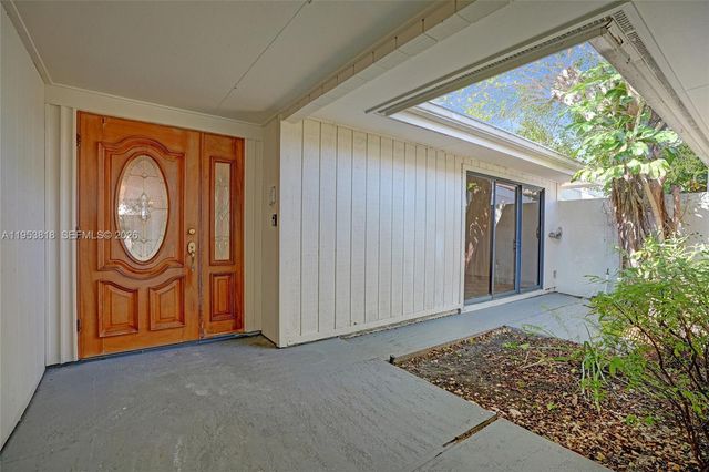 17115 Bay St, Jupiter, FL 33477