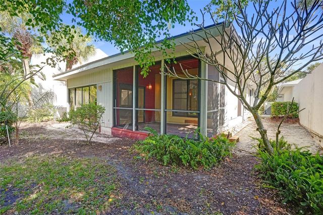 17115 Bay St, Jupiter, FL 33477