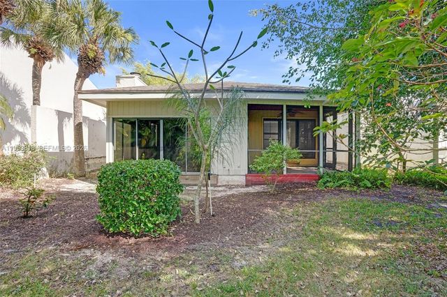 17115 Bay St, Jupiter, FL 33477