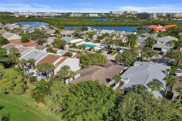 17115 Bay St, Jupiter, FL 33477