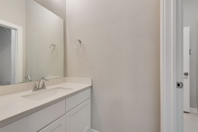 173 Coyote Creek Drive, Lavon, TX 75166