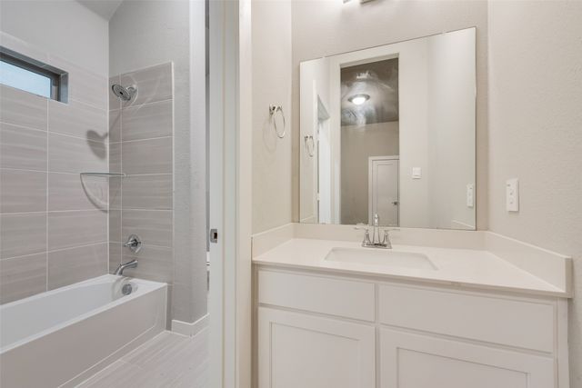 173 Coyote Creek Drive, Lavon, TX 75166