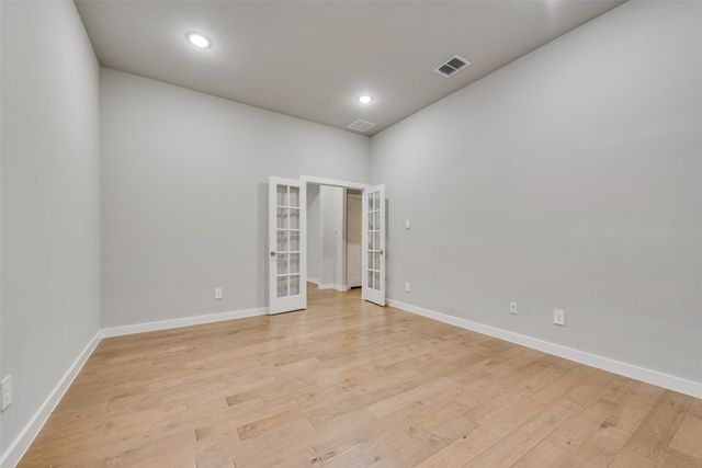 173 Coyote Creek Drive, Lavon, TX 75166